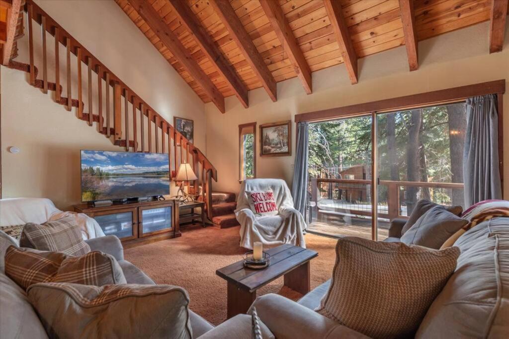 3Br Tahoe Donner Cabin With Hoa Perks Like Pools Hot-Tub Minutes To Trails Lake Golf Truckee Εξωτερικό φωτογραφία